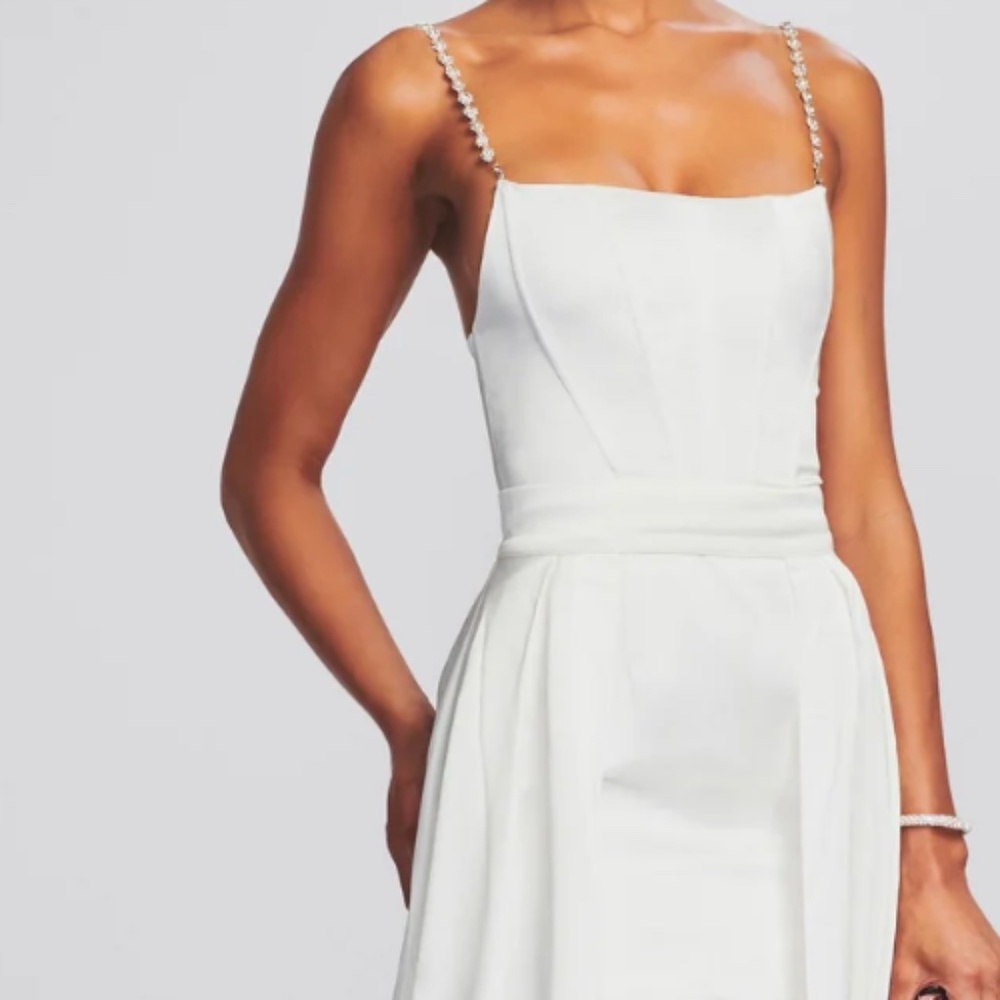 NWT - NEVER BEEN WORN - RETROFETE EVALINA DRESS